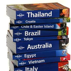 Pila di guide Lonely Planet